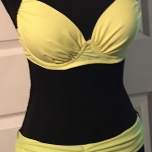 NEW 2-Pc Bikini Bright NEON Yellow & Black Size Medium Bathing Suit Pool Beach!